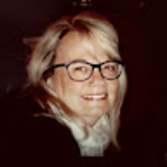 Meet your Posher, Patricia - Picture 1 of 1